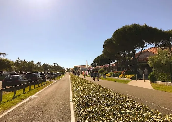 Le Des Glycines - Piscine Chauffee *